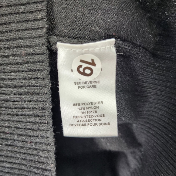 VALENTINO Womens Small Pullover Crewneck Sweater Ribbed Trim New Nwt Flawed - Picture 6 of 8